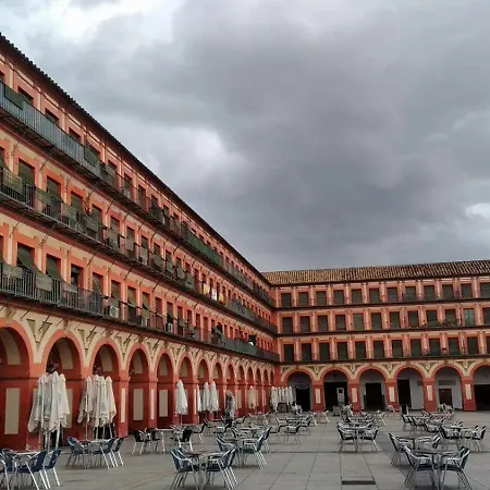 Corredera Travel 2 * قرطبة